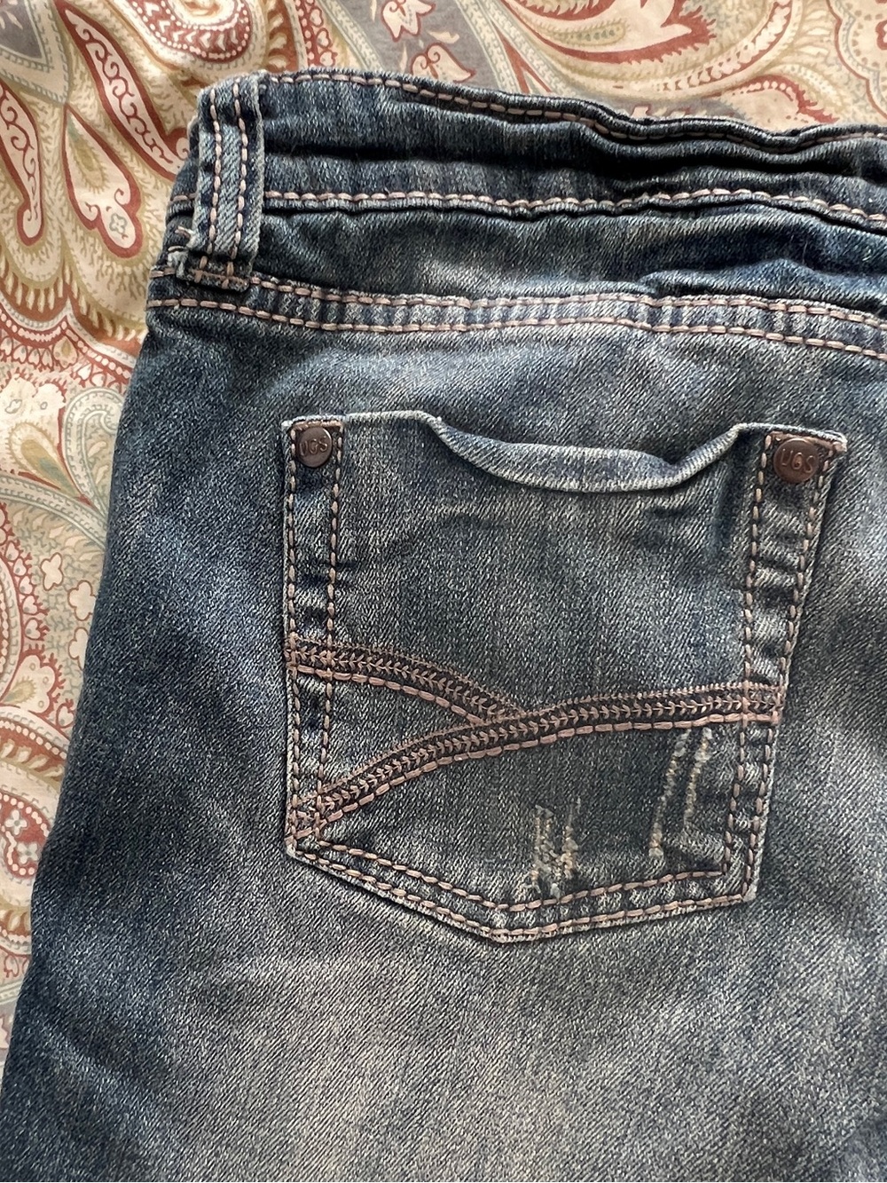 Underground Distressed Raw Hem Denim Cutoff Shorts - Faded Blue Size 9 - Picture 7 of 12
